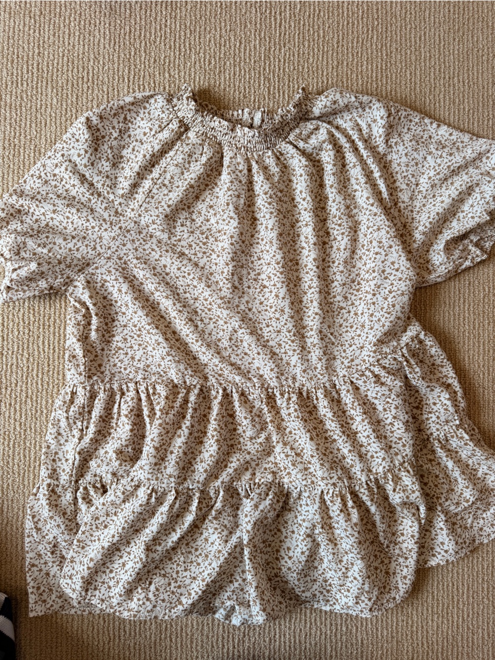 Wishlist Cream Floral Puff-Sleeve Blouse